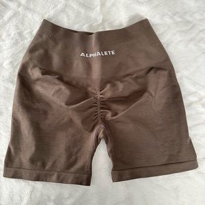 Alphalete amplify brown shorts